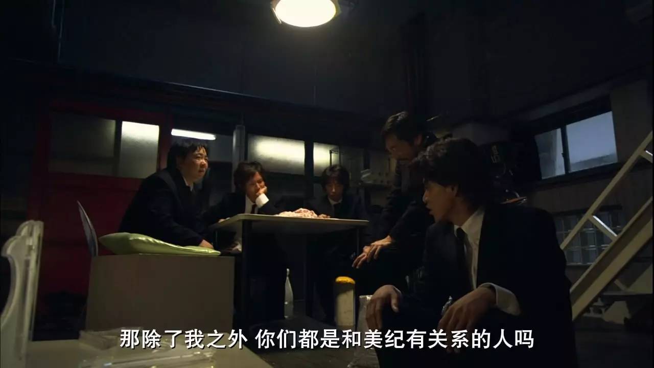 在一个房间里做着羞羞的…j9国际站登录五个痴汉(图2)